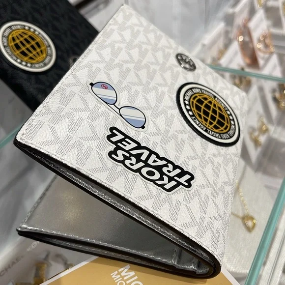 Michael Kors Jet Set Travel Md Embellished Signature Logo Passport Case
Optic Wh - Picture 11 of 16